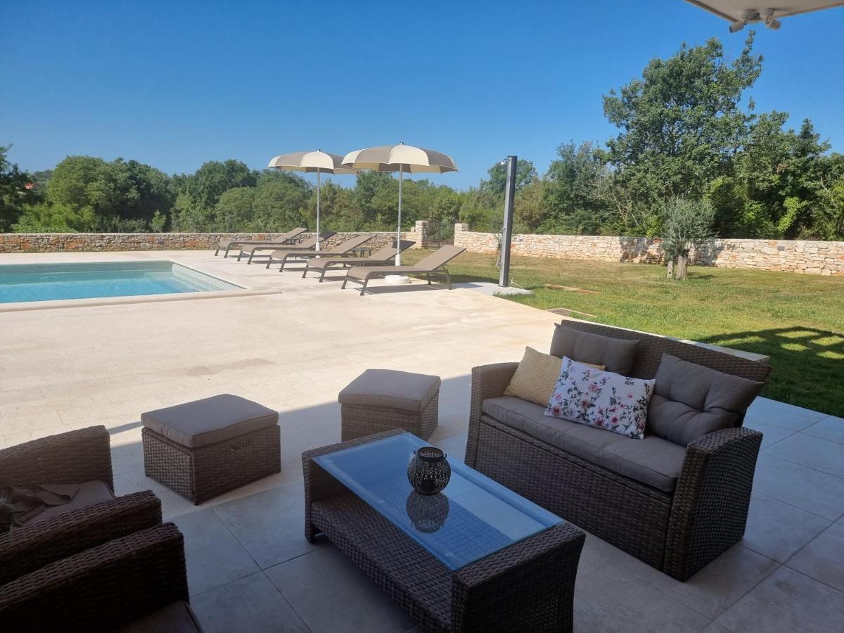Luxury Villa Serena 2022 - With Heated Pool Cukrici Ngoại thất bức ảnh