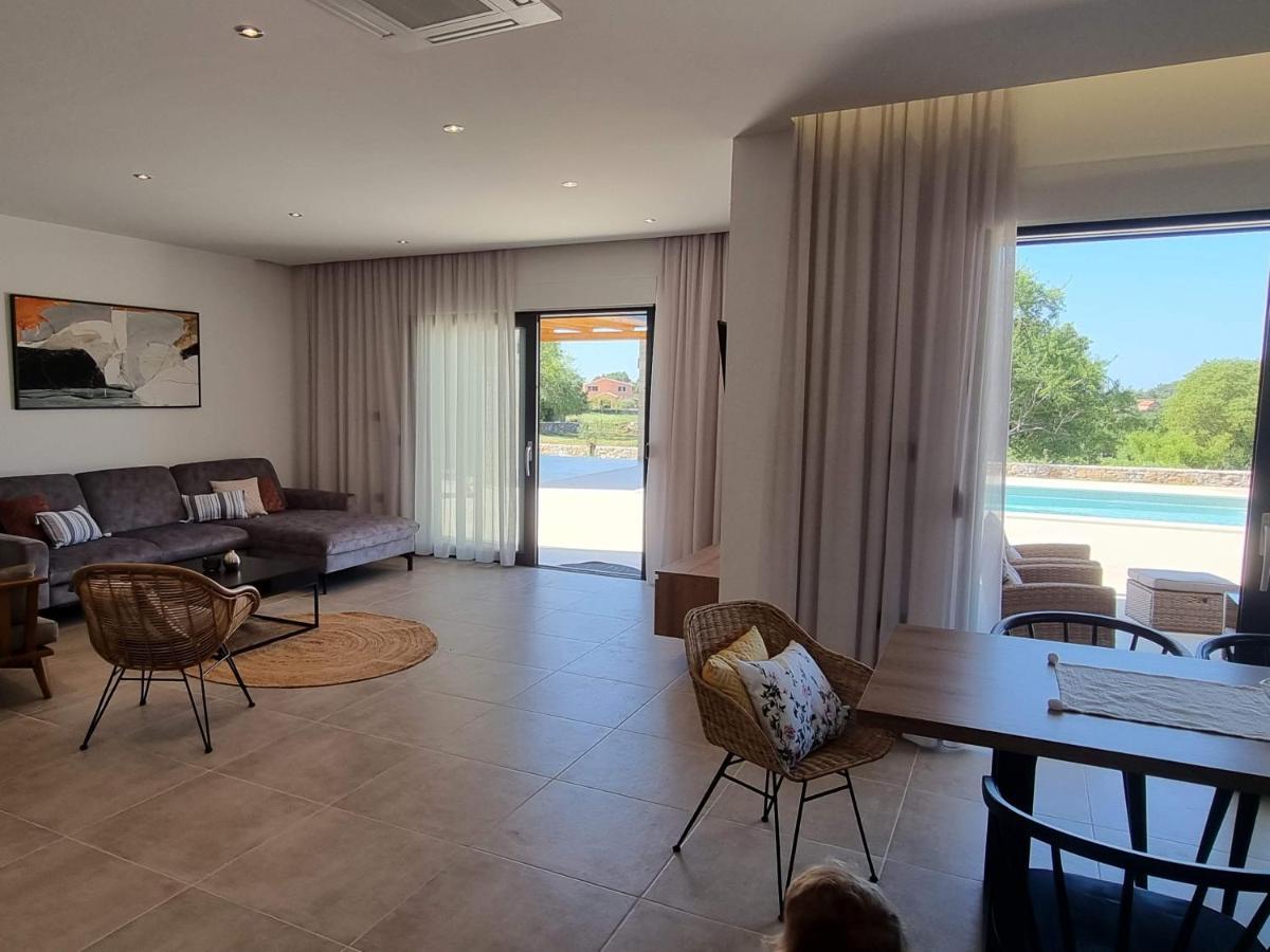 Luxury Villa Serena 2022 - With Heated Pool Cukrici Ngoại thất bức ảnh