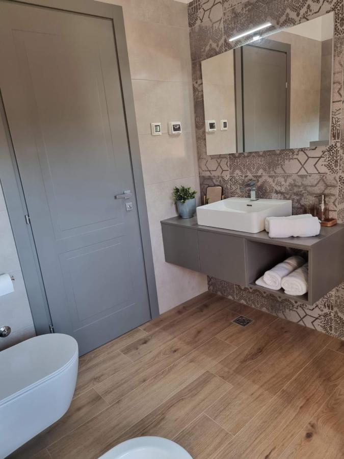 Luxury Villa Serena 2022 - With Heated Pool Cukrici Ngoại thất bức ảnh