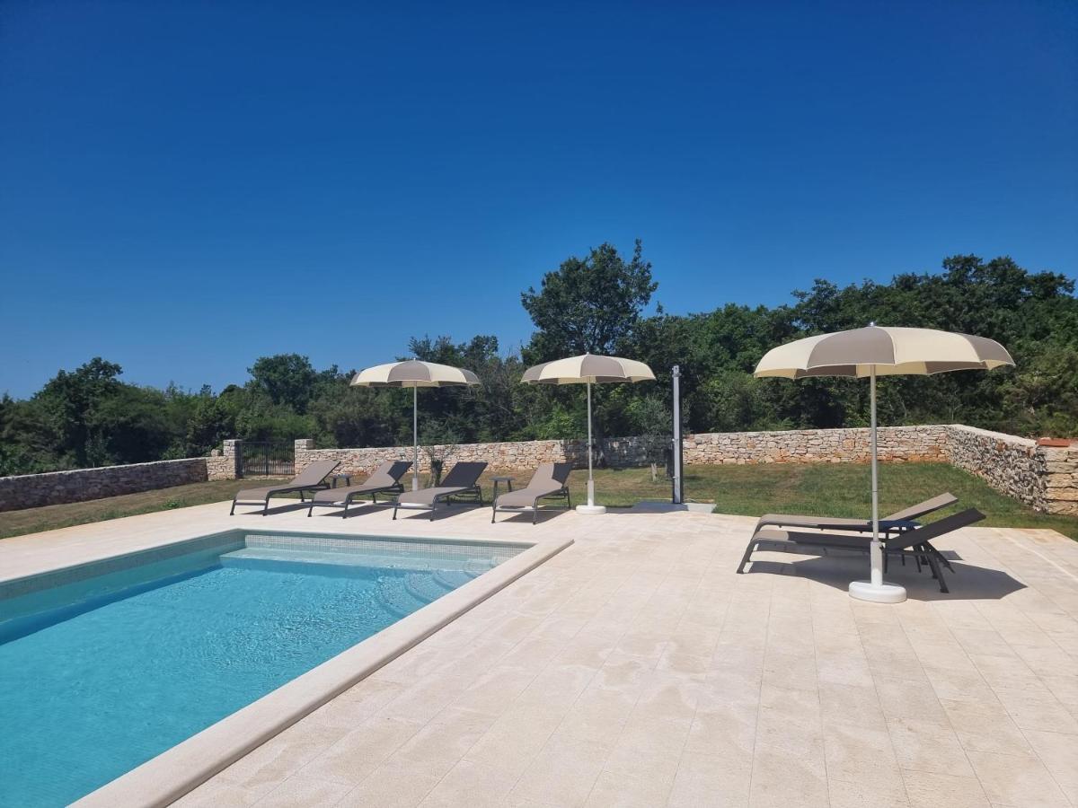 Luxury Villa Serena 2022 - With Heated Pool Cukrici Ngoại thất bức ảnh